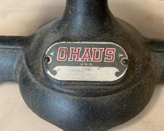 Ohaus Double Pan Scale