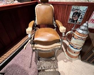 Vintage barbershop seat 