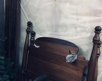 Full size bed early 1900’s