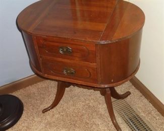 Mid century modern sewing cabinet w/2 drawers