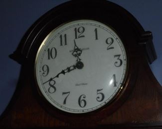 Howard Miller Dual Chime mantel clock