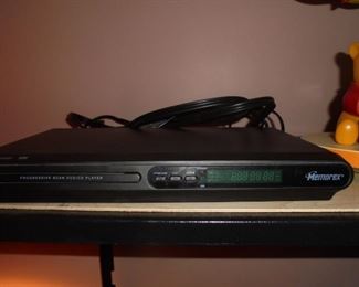 Memorex Progressive Scan DVD player