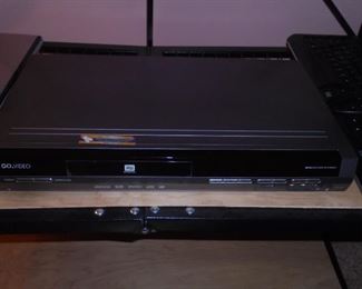  Go.Video / SW  R6740 DVD R/Rw recorder