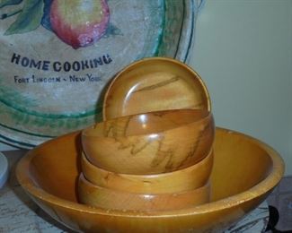 Turned wood bowls
