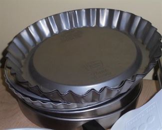 Pie pans