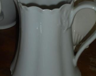 Braveria Germany tea pot