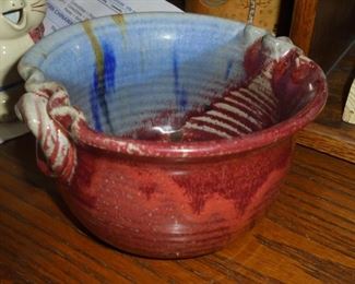 Gray & burgundy clay pot no cracks or chips 