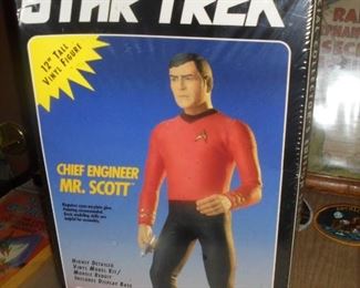 NIB Star Trek  12" tall vinyl figure Mr Scott AMT model 