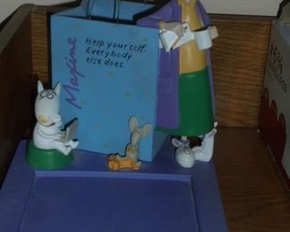 Maxine collection: post card holder