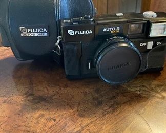 Fuji Fujica Auto-5 Camera w/ Case