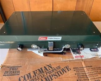 Coleman Two Burner Campstove, Model 5410A700