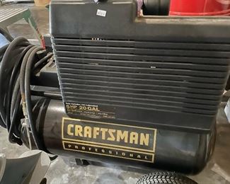 Craftsman 5HP 20 Gallon Twin Cylinder 125 PSI Air Compressor