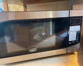 Oster Microwave