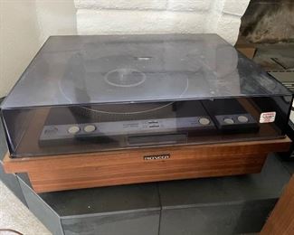 Pioneer Stereo Turntable PL-61