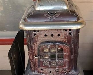 Antique Wood Burning Stove With Single Burner, 59" x 26 x 26",