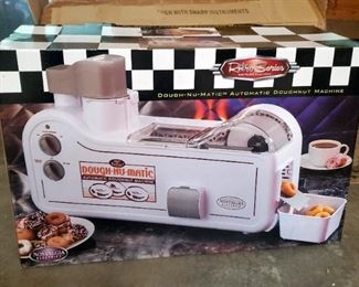 Nostalgia Electric Donut Maker, Model DON-100