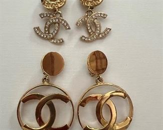 Vintage Circa 1989-1991 Chanel Clip on earrings