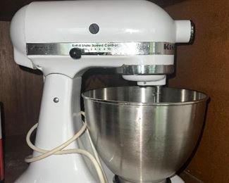 Cuisinart Mixer