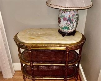 Antique French Louis XVI style oval table, Pair of Chinese porcelain garden stool lamps