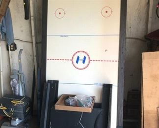 Air hockey table $25