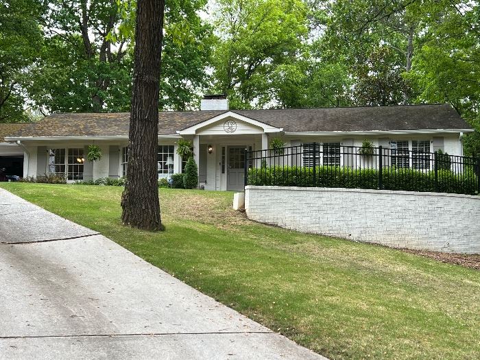Sandy Springs Estate Sale in Atlanta, GA starts on 4/28/2022