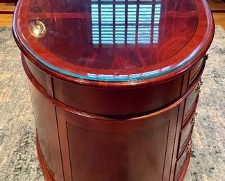 detail-protective glass has kept surface pristine