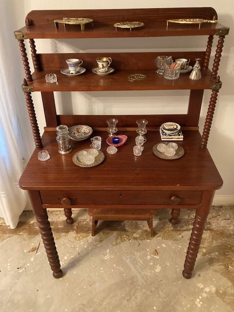 wonderful 19th century pecan display piece