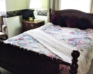 Solid Wood Queen Bed