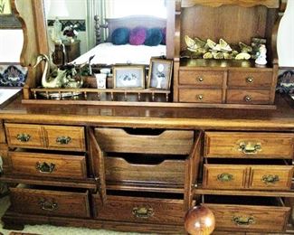 Lexington Dresser with Mirror