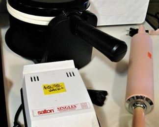 Single Flip Waffle Maker