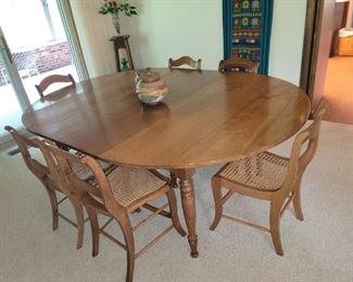 Handmaid dropley cherry table with many leaves