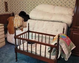 Spindle leg crib and spindle leg double bed