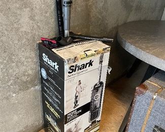 Shark Vacuum Navigator Anti Allergen 3XL Capacity $100 Item # #24