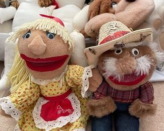 Muppet characters: 'Miss Daisy', 'Shotgun Red'