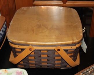 BASKETS INCLUDING LONGABERGER