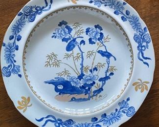 Georgian Era Joseph Spode China Set. Circa 1805 - 1830. Decorated with Blue & White Flowering Branches in the Kakiemon Style. Photo 2 of 4.