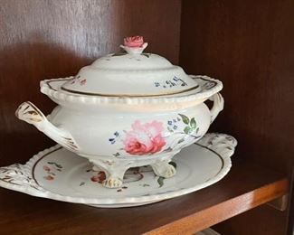 Porcelain Lidded Sauce Boat with Under Plate.