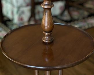 Table Floor Lamp with Faux Bamboo Detailing. Photo 4 of 4.