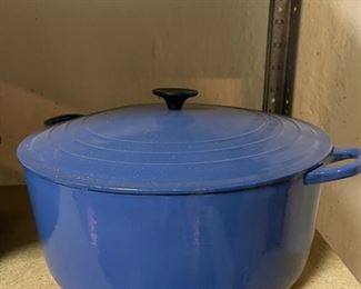 8 Quart Blue Le Creuset Dutch Oven. Photo 1 of 3.