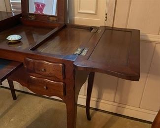Antique Dressing Table. Measures 27" W x 18" D x 27.5" H. Photo 3 of 3.