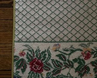 Green and White "Lattice" Area Rug with Floral Banding on Ends. Measures 9' x 12'. Photo 1 of 2.