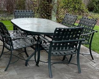 Outdoor Dining Set Includes Table & 6 Chairs.
