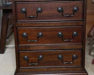 Small Three-Drawer Chest of Drawers / Side / Bedside Table - 2 available. Each Measures 15" W x 12" D x 22" H.