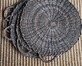 Set of 6 woven placemats.