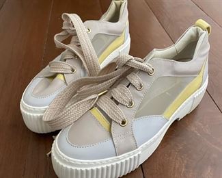 Sample of size 9 ladies shoes: AGL Shoes. Size 9 Photo 1 of 2.