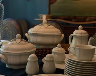 Sample of 57 Piece Villeroy & Boch white dinnerware. Photo 1 of 2.