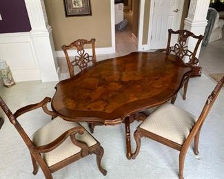 Beautiful Antique Burl Wood Dining table with 4 Ribbon-Back chairs