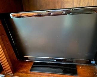 26" Dynex Den TV