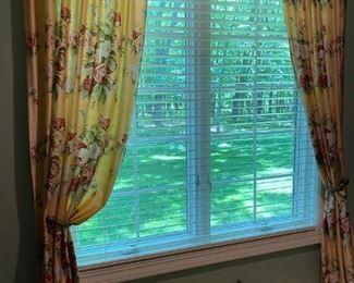 Bedding with matching Curtains