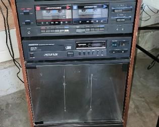 Soundesign console stereo